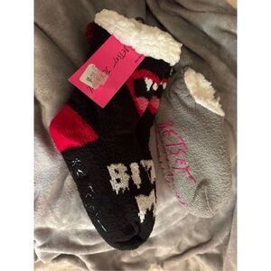 2x betsey johnson footie & calf cabin fur slipper socks nwt s/m or L/xl vampire